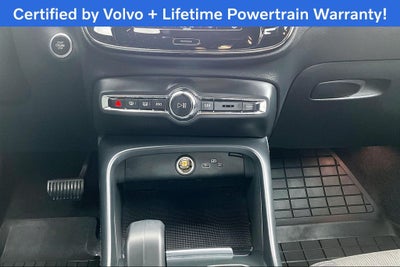2023 Volvo XC40 B5 Core