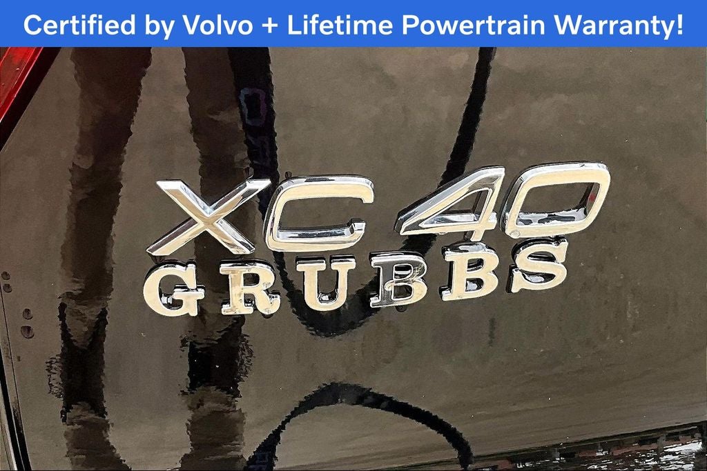 2023 Volvo XC40 B5 Core