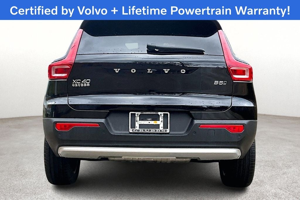 2023 Volvo XC40 B5 Core