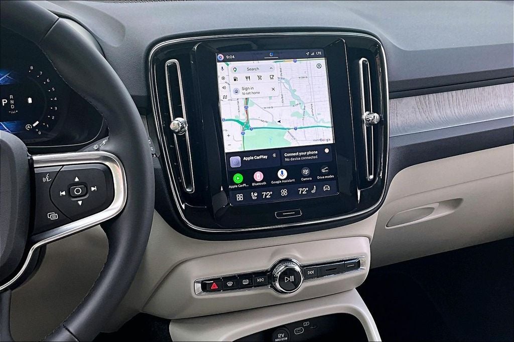 2026 Volvo XC40 B5 Ultra