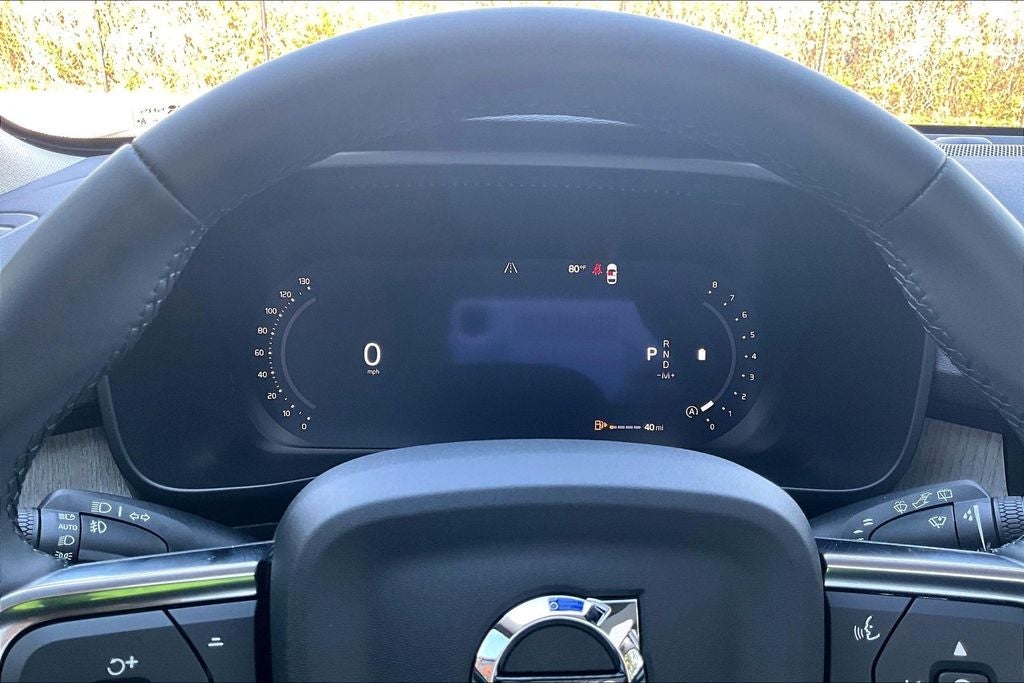 2026 Volvo XC40 B5 Ultra