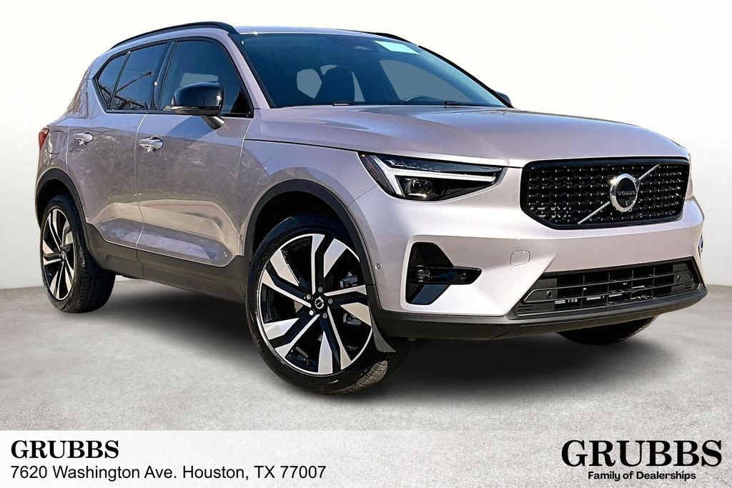2026 Volvo XC40 B5 Ultra