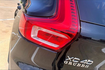 2026 Volvo XC40 B5 Ultra