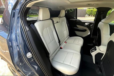 2026 Volvo XC40 B5 Ultra