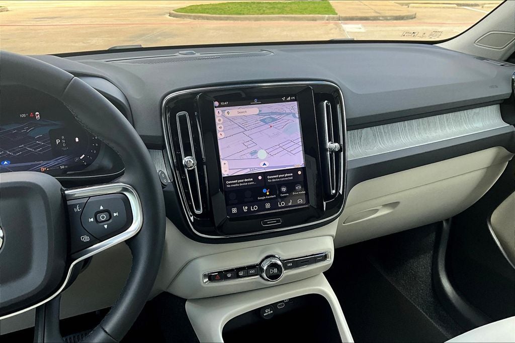 2026 Volvo XC40 B5 Ultra