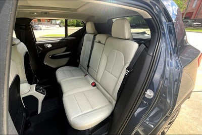 2026 Volvo XC40 B5 Ultra