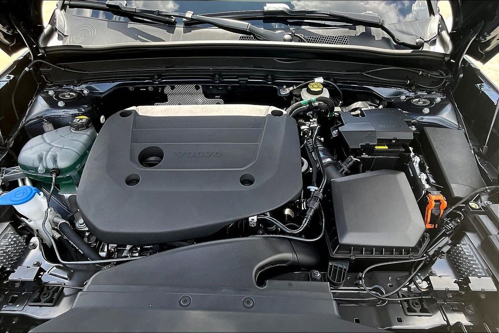 2026 Volvo XC40 B5 Ultra