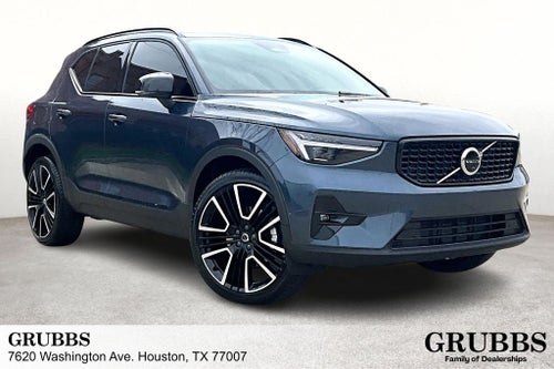 2026 Volvo XC40 B5 Ultra