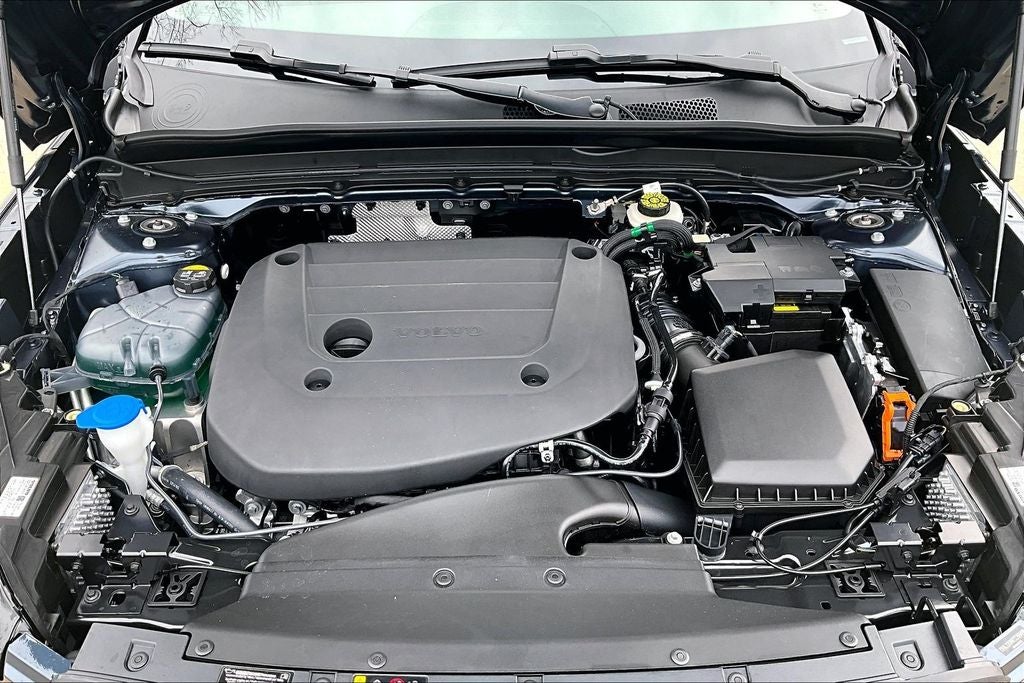 2026 Volvo XC40 B5 Ultra