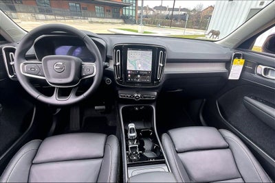 2026 Volvo XC40 B5 Ultra