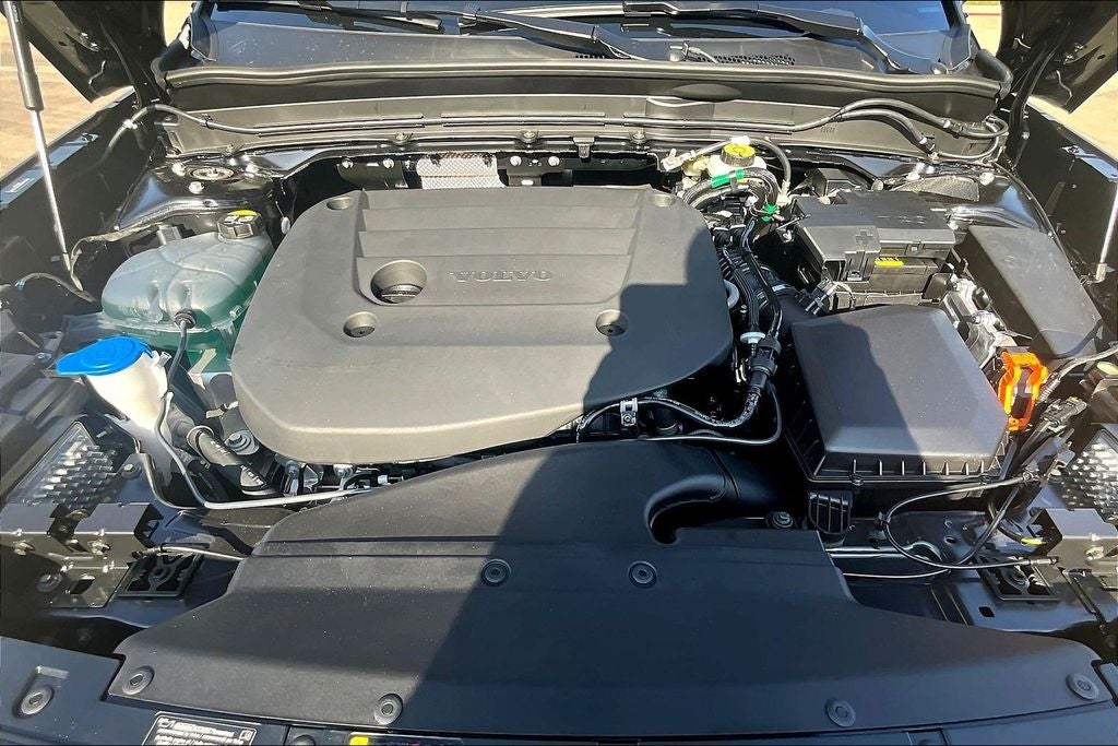 2026 Volvo XC40 B5 Ultra