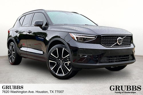 2026 Volvo XC40 B5 Ultra