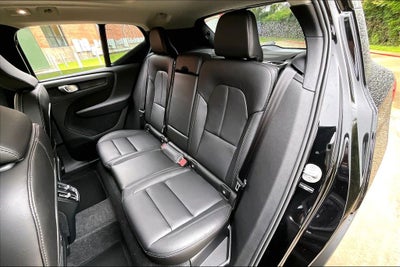 2026 Volvo XC40 B5 Ultra