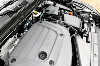 2026 Volvo XC40 B5 Ultra
