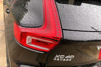 2026 Volvo XC40 B5 Ultra