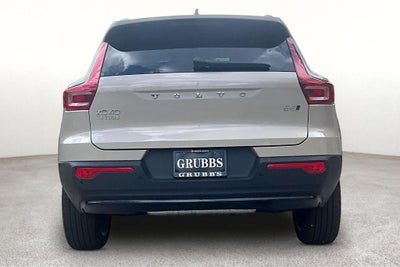 2026 Volvo XC40 B5 Ultra