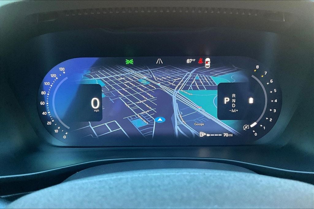 2026 Volvo XC40 B5 Ultra