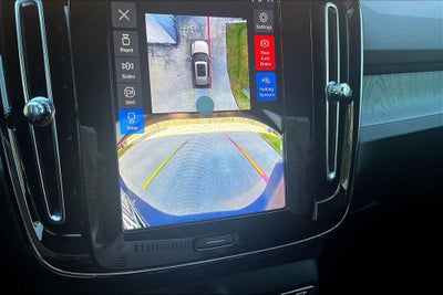 2026 Volvo XC40 B5 Ultra