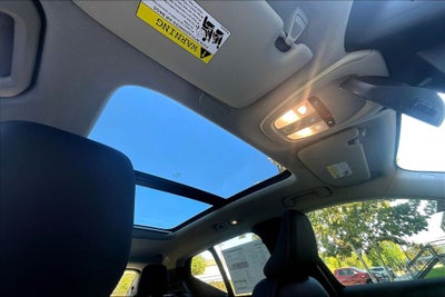 2026 Volvo XC40 B5 Ultra