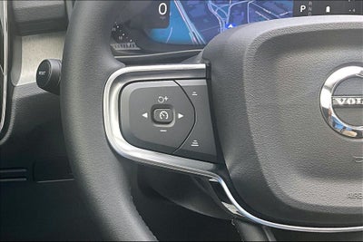 2026 Volvo XC40 B5 Ultra