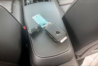 2026 Volvo XC40 B5 Ultra