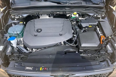 2026 Volvo XC40 B5 Ultra