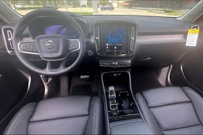 2026 Volvo XC40 B5 Ultra