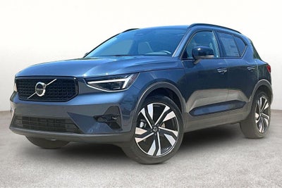 2026 Volvo XC40 B5 Ultra