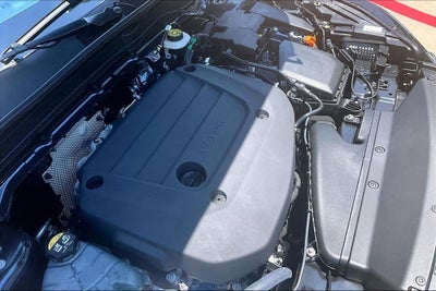 2026 Volvo XC40 B5 Ultra