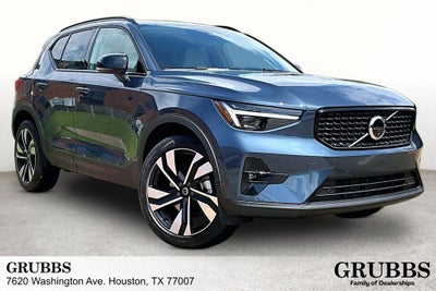 2026 Volvo XC40 B5 Ultra