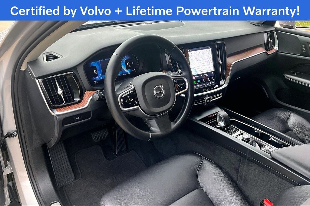 2025 Volvo V60 Cross Country B5 Plus