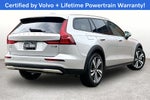 2025 Volvo V60 Cross Country B5 Plus