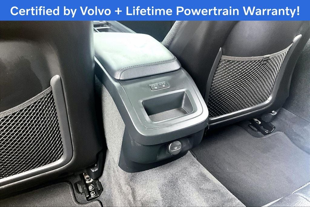 2025 Volvo V60 Cross Country B5 Plus