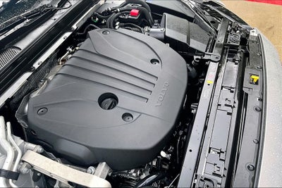 2025 Volvo V60 Cross Country B5 Plus
