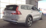 2025 Volvo V60 Cross Country B5 Plus