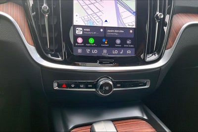 2025 Volvo V60 Cross Country B5 Plus