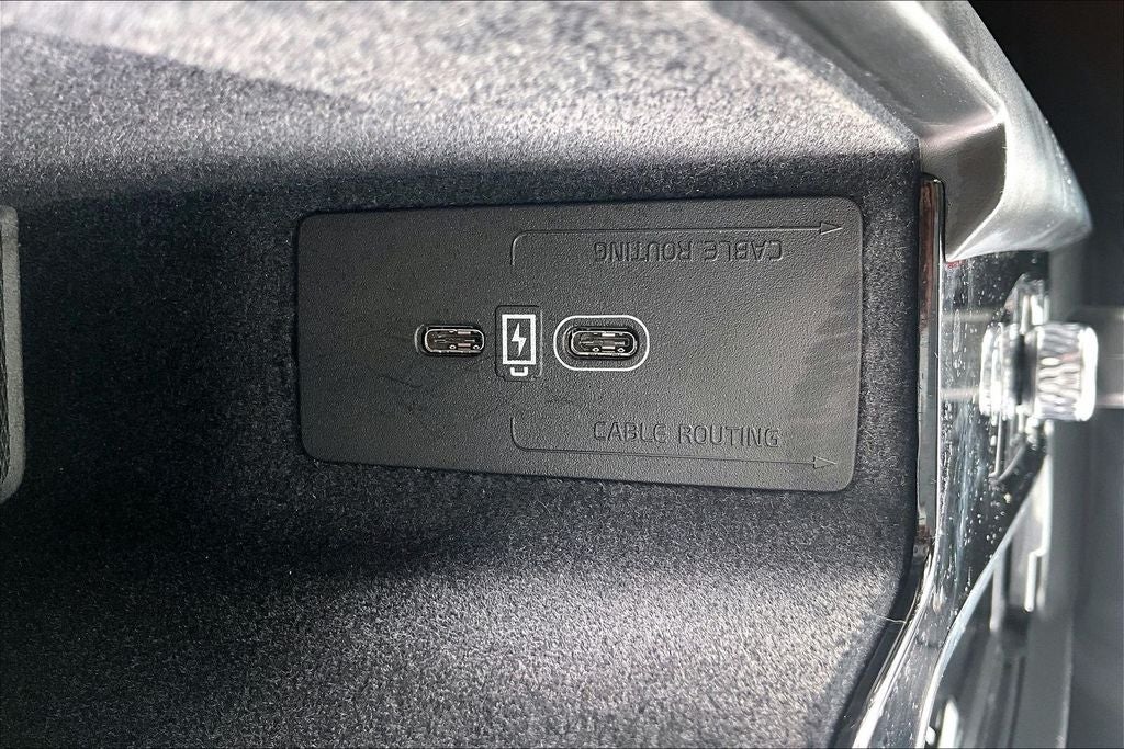 2025 Volvo V60 Cross Country B5 Plus