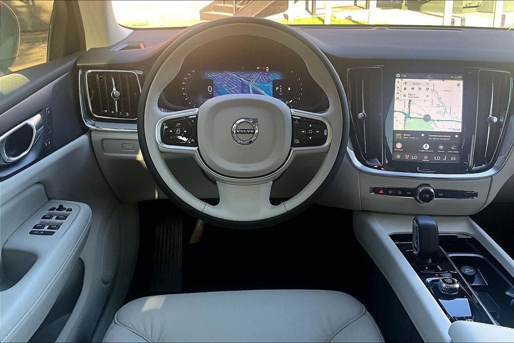 2026 Volvo V60 Cross Country B5 Plus