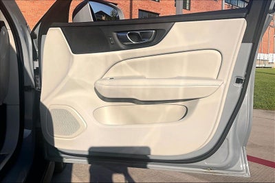 2026 Volvo V60 Cross Country B5 Plus
