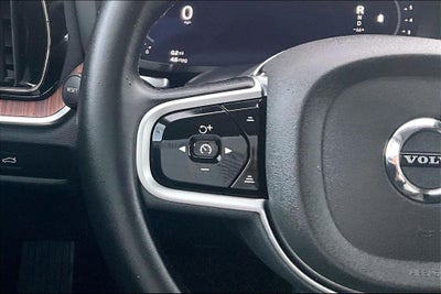 2025 Volvo V60 Cross Country B5 Plus