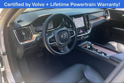 2025 Volvo V60 Cross Country B5 Plus