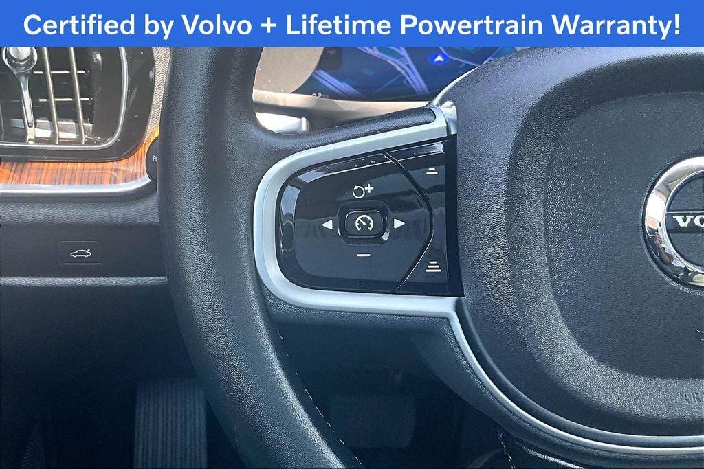 2025 Volvo V60 Cross Country B5 Plus