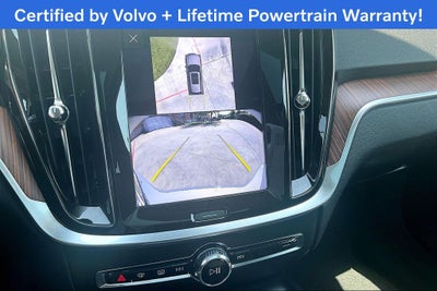 2025 Volvo V60 Cross Country B5 Plus