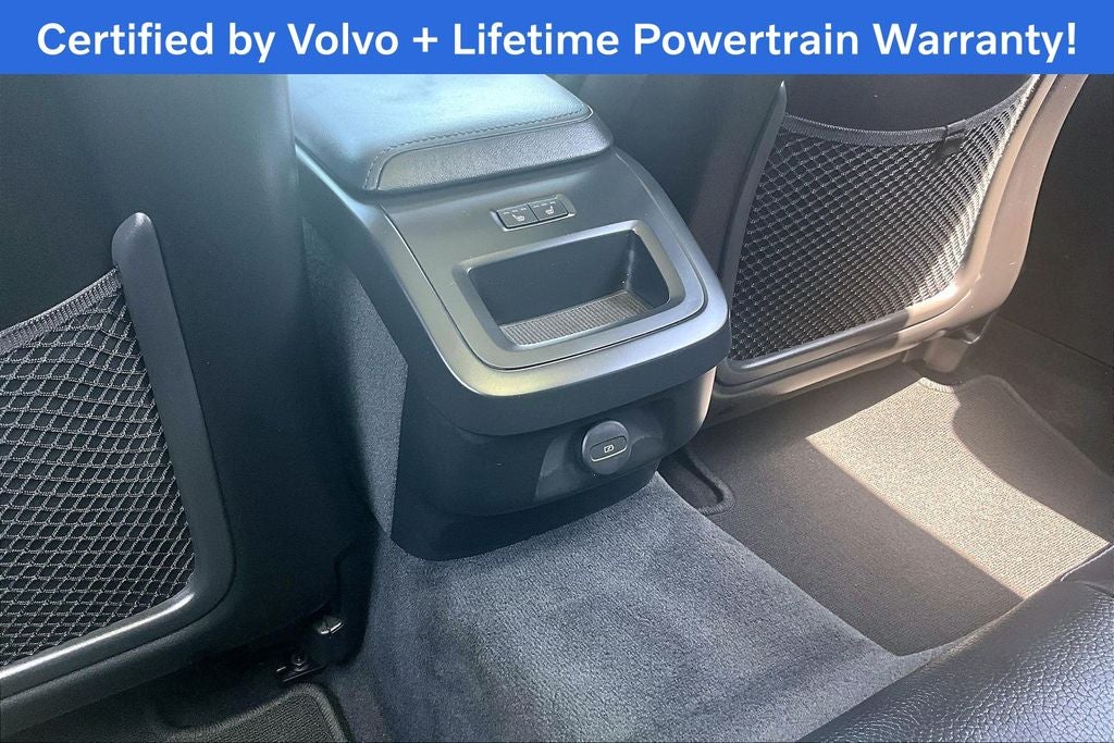 2025 Volvo V60 Cross Country B5 Plus