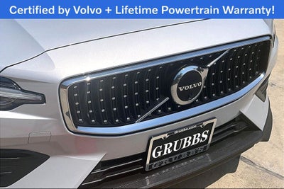 2025 Volvo V60 Cross Country B5 Plus