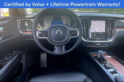 2025 Volvo V60 Cross Country B5 Plus