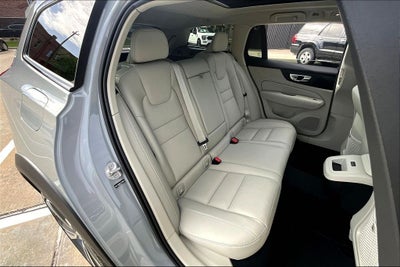 2026 Volvo V60 Cross Country B5 Plus