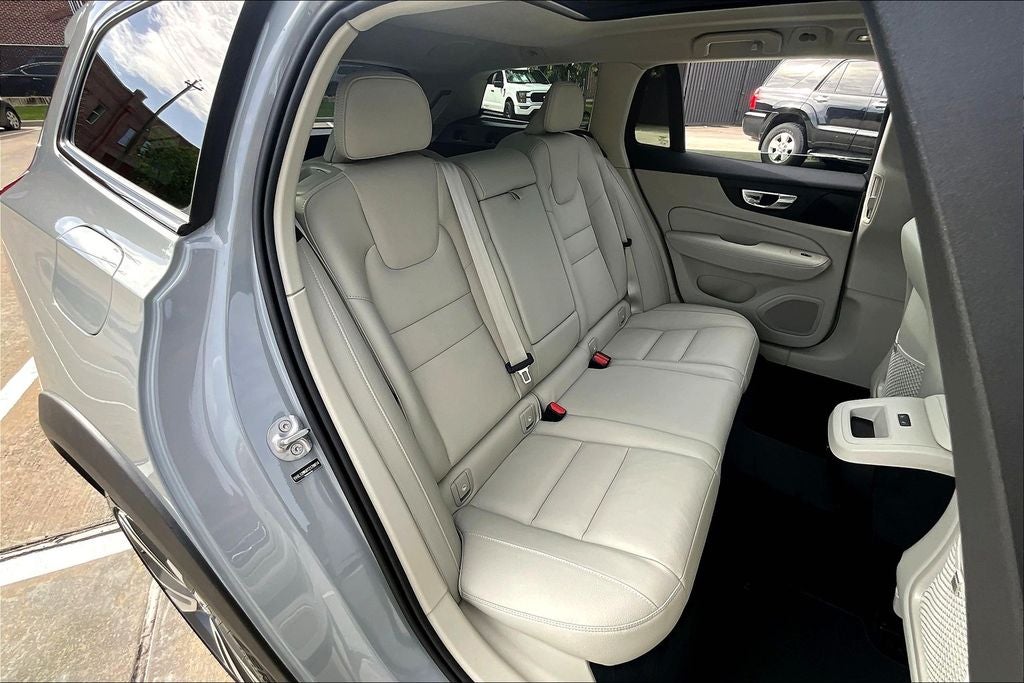 2026 Volvo V60 Cross Country B5 Plus