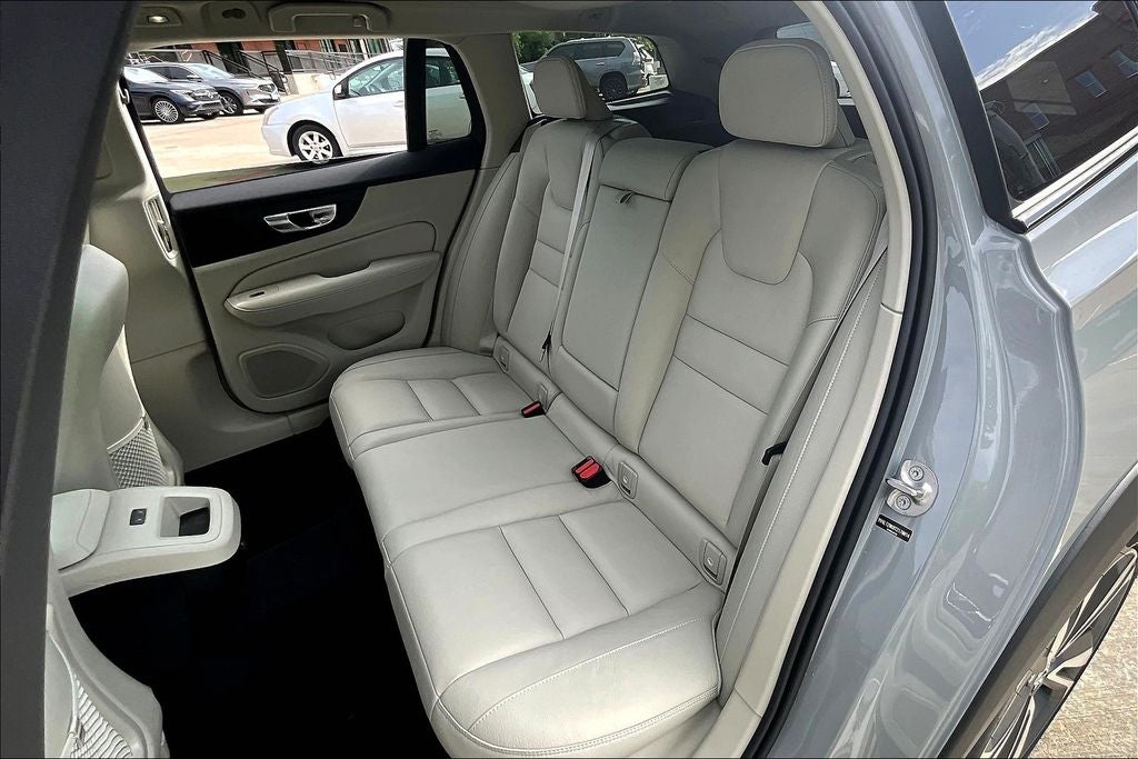 2026 Volvo V60 Cross Country B5 Plus