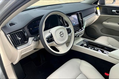 2026 Volvo V60 Cross Country B5 Plus